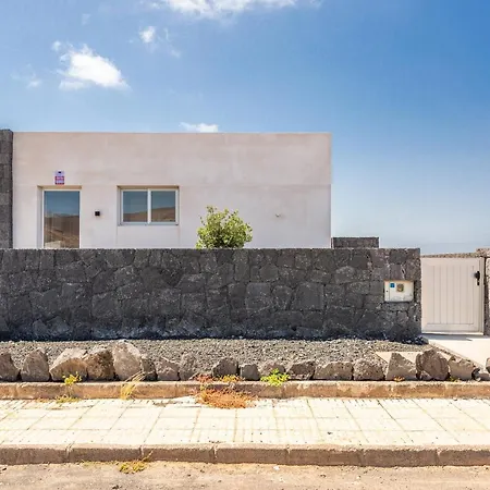 Pure Relax Vacation - Large Terrace And Solarium By Lanzarote Сasa de vacaciones Costa Teguise